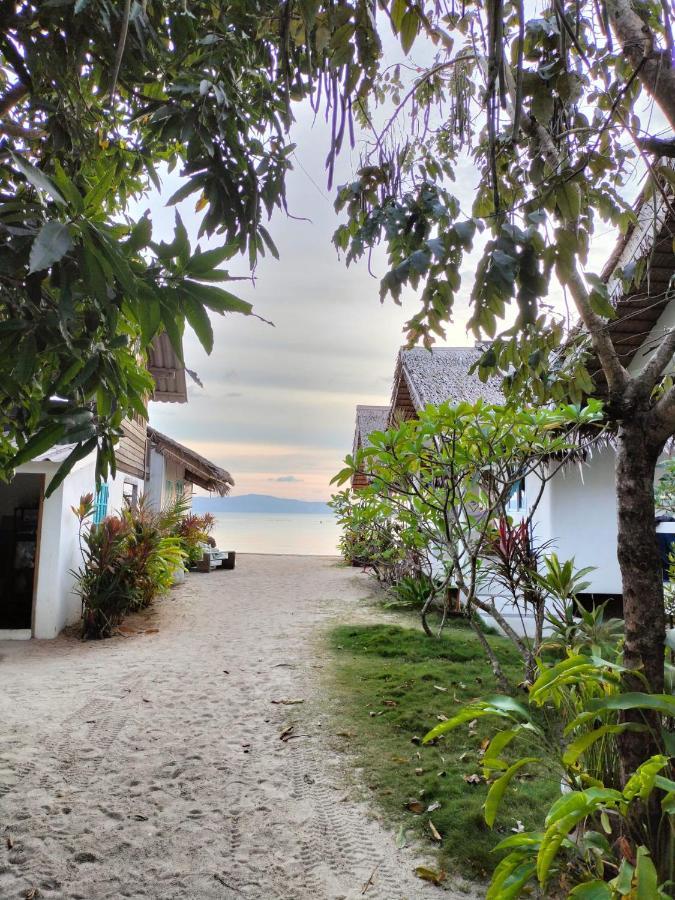 Sand Terrace Beach Bungalows بان تاي المظهر الخارجي الصورة