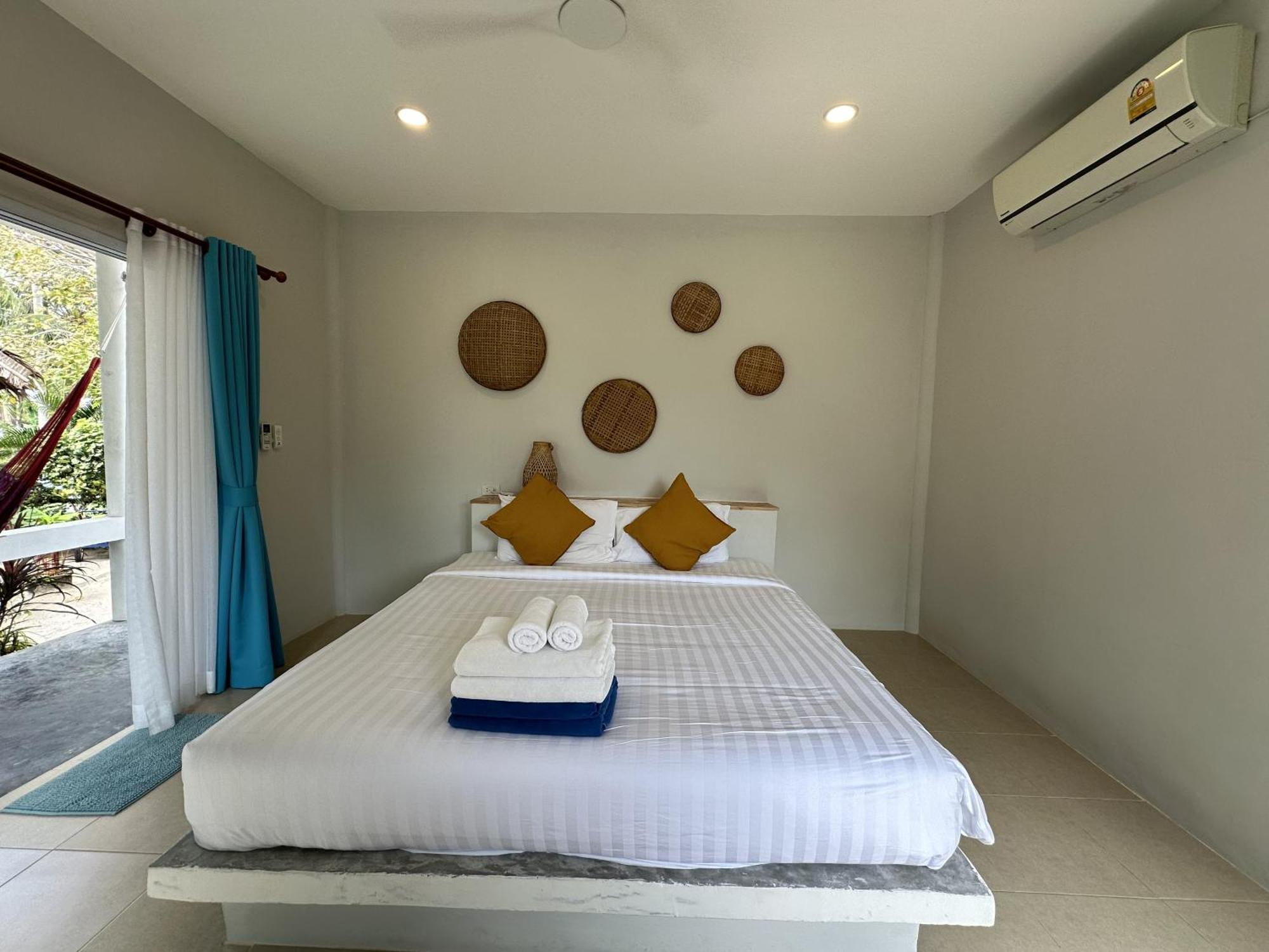 Sand Terrace Beach Bungalows بان تاي الغرفة الصورة